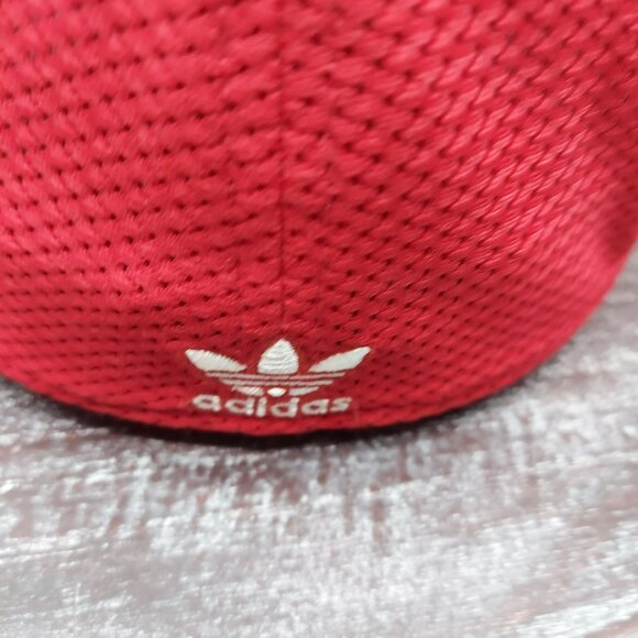 Adidas Red Trefoil Logo Baseball Cap With Breathable Mesh Design L/XL - Picture 7 of 14